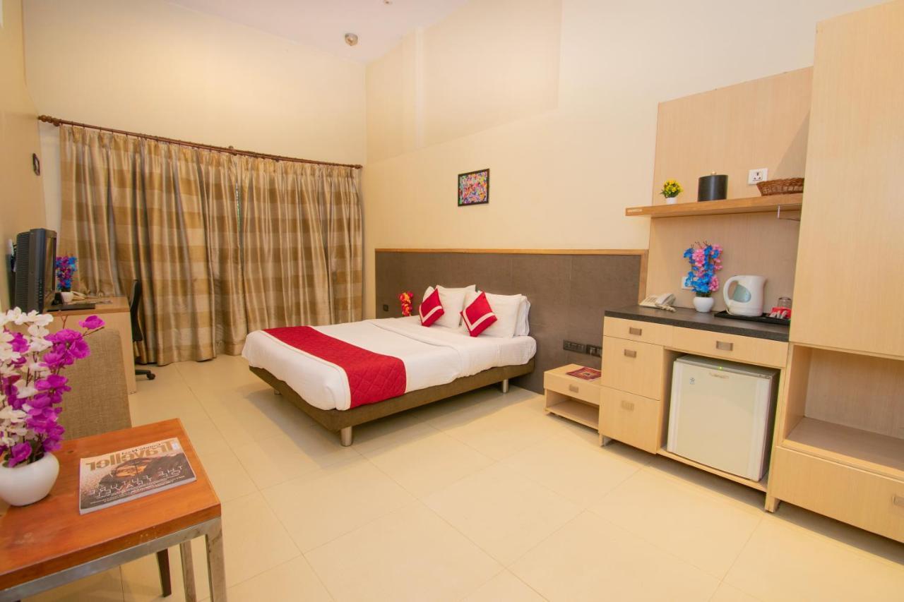 Octave Koregaon Park プネ エクステリア 写真