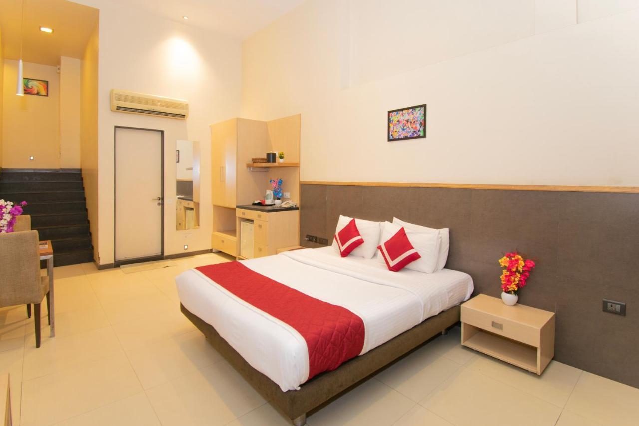 Octave Koregaon Park プネ エクステリア 写真